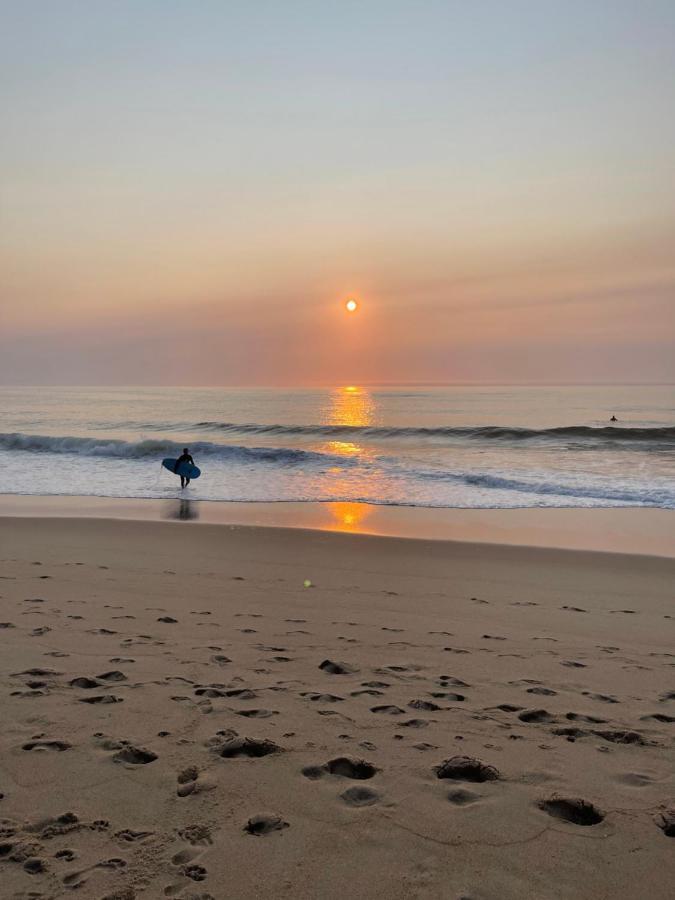 We Surf House Bed and Breakfast Figueira da Foz Exteriör bild