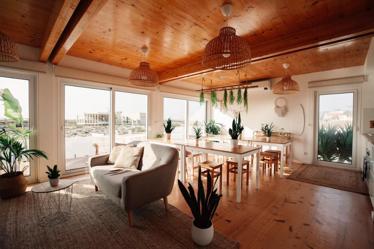 We Surf House Bed and Breakfast Figueira da Foz Exteriör bild