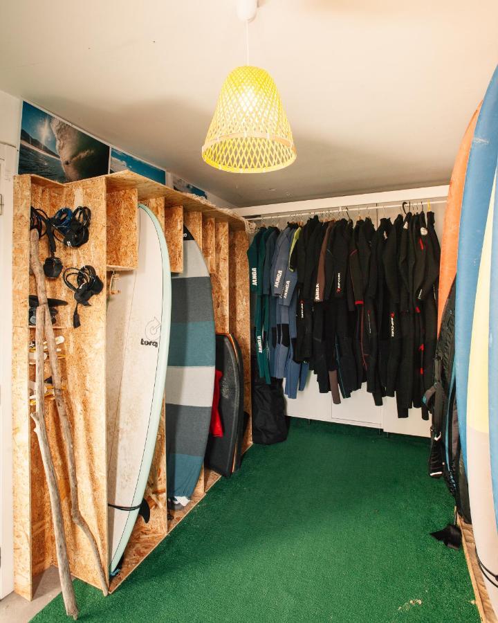 We Surf House Bed and Breakfast Figueira da Foz Exteriör bild
