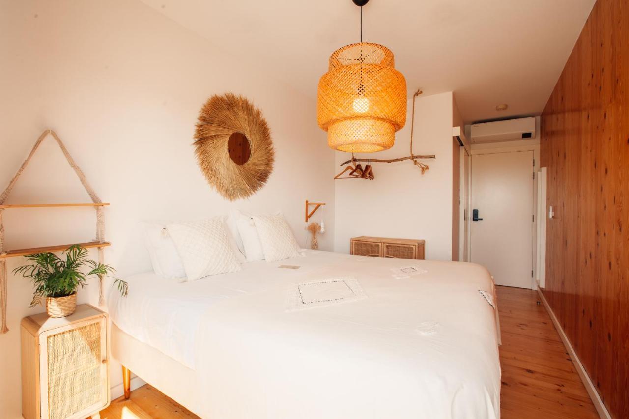 We Surf House Bed and Breakfast Figueira da Foz Exteriör bild
