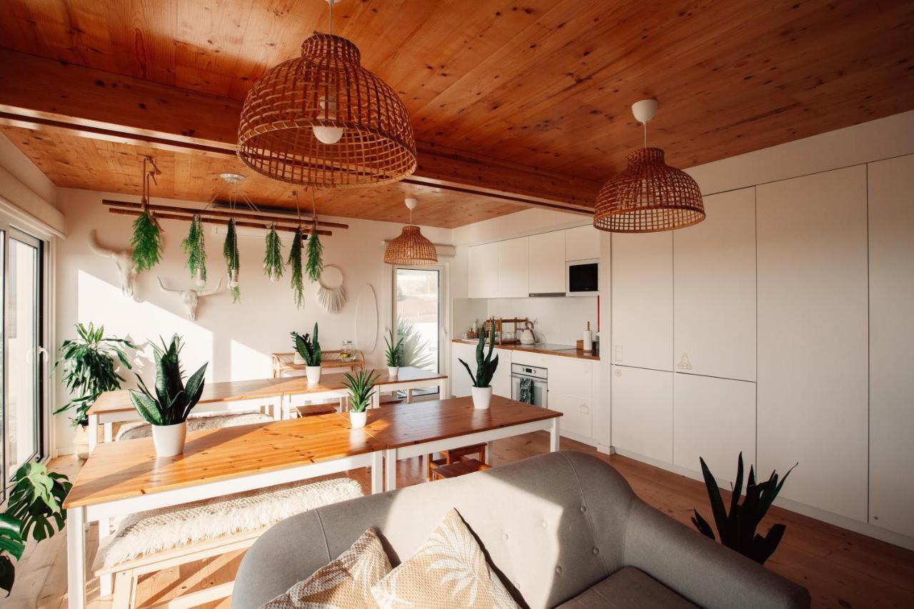 We Surf House Bed and Breakfast Figueira da Foz Exteriör bild