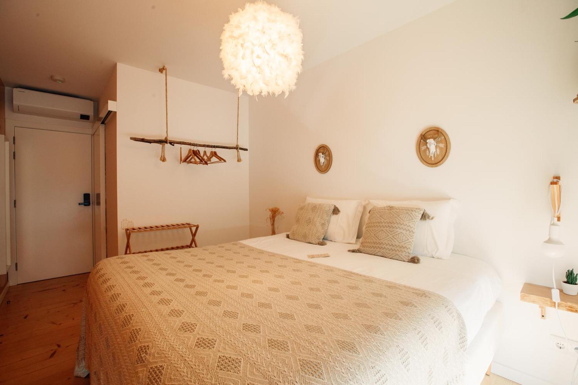 We Surf House Bed and Breakfast Figueira da Foz Exteriör bild